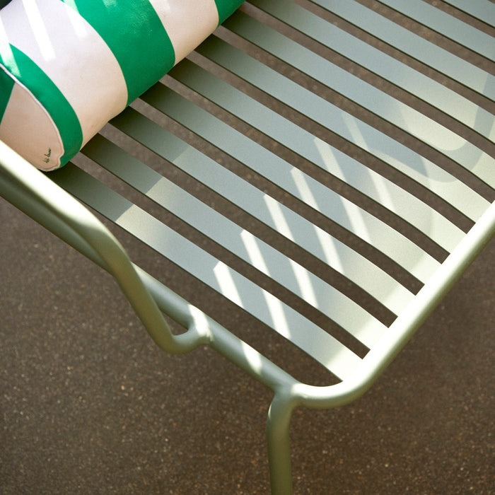 Banc de jardin Gaby – détail du dossier ajouré