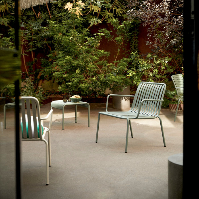 Fauteuil de jardin Gaby en métal vert – vue détourée