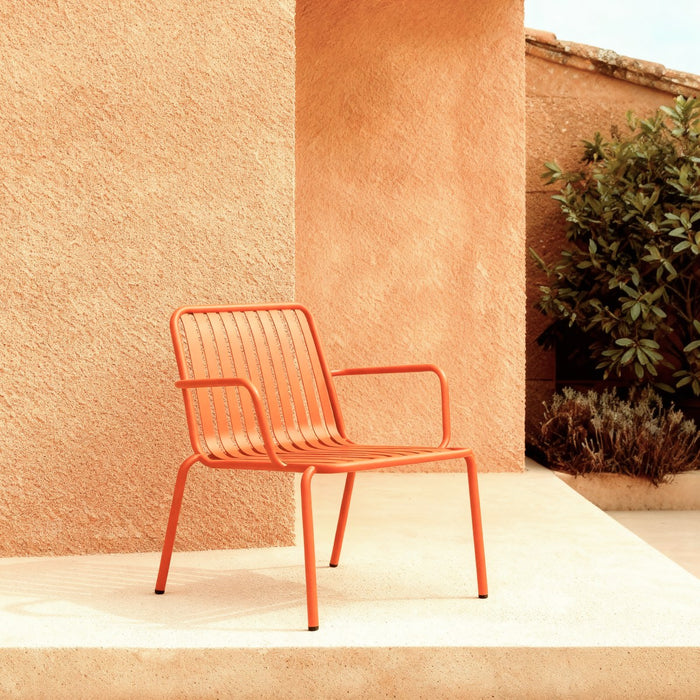 Fauteuil bas Gaby orange – vue de face
